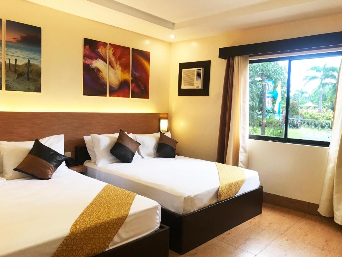 Klir Waterpark Resort And Hotels Guiguinto Exterior photo